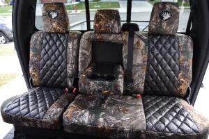 2011 Ford F-350




Insert: Ebony Croc E40 Diamond (Sim. Leather)

Trim: Realtree Xtra C63 (Canvas) 

Product: Camo - Gold Series