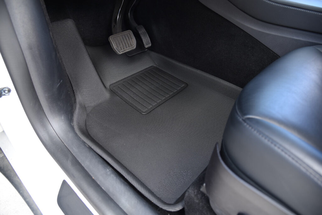2019 Tesla Model Y Floor Mats Gold Series v2 | Covers and Camo
