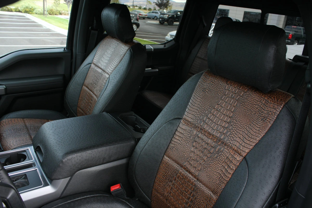 2019 Ford F-150
Insert: Java Croc E42 (Sim. Leather)
Trim: Black Ostrich E01 (Sim. Leather)
Product: Exotic - Gold Series