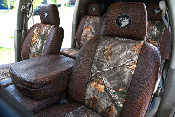 2006 Dodge RAM 3500 front seats and center armrest with Realtree Xtra and Java Croc realtree seat covers
