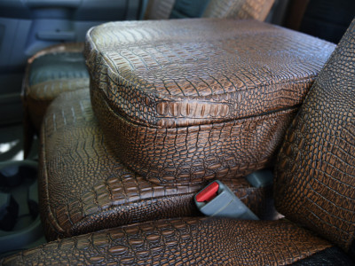 <b>
2006 RAM 3500
</b>
<br>
Insert: Midnight Croc E43 (Sim. Leather)
</br>Trim: Java Croc E42 (Sim. Leather)
<br>Product: Exotic - Gold Series</br> | Covers and Camo