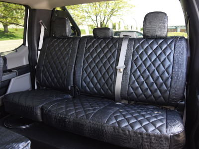 <b>
2018 Ford F-150
</b>
<br>
Insert: Black Ostrich E01 Diamond (Sim. Leather)
</br>Trim: Midnight Croc E43 (Sim. Leather)
<br>Product: Exotic - Gold Series</br> | Covers and Camo