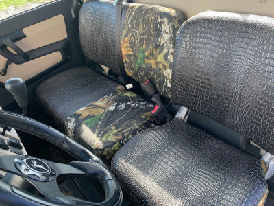 <b>
2018 John Deere Gator XUV 835
</b>
<br>
Insert: Ebony Croc E40 (Sim.Leather)
</br>Trim: Mossy Oak® New Break-Up™ C67 (Canvas)
<br> Product: UTV </br> | Covers and Camo