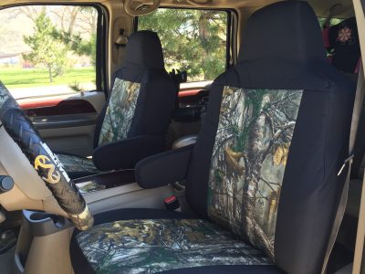 2004 Ford Excursion | Realtree Xtra | Black Dura EZ-Care 2004 Ford Excursion front Realtree Xtra camo seat covers with Black Dura EZ-Care trim
