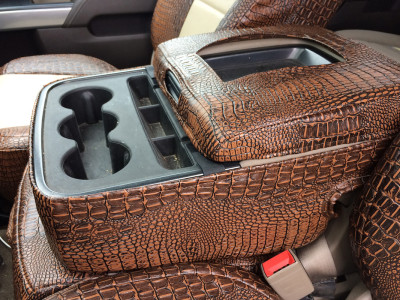 <b>
2015 Chevy Silverado 2500
</b>
<br>
Insert: Sandstone Sof-Touch S35 (Sim. Leather)
</br>Trim: Java Croc E42 (Sim. Leather)
<br>Product: Exotic - Gold Series</br> | Covers and Camo