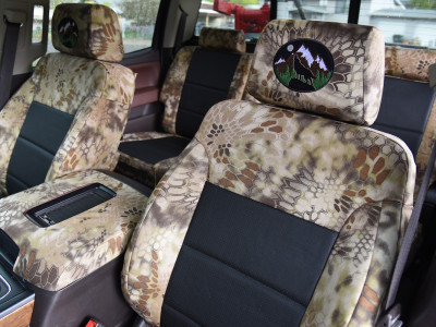 <b>
2017 Chevy Silverado 3500
</b>
<br>
Insert: Black Perforated Sof-Touch L01 (Sim. Leather)
</br>Trim: Kryptek® Highlander™ C70 (Canvas)
<br> Product: Camo - Gold Series </br> | Covers and Camo