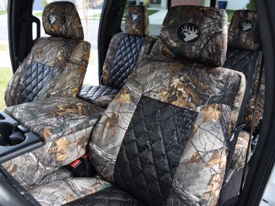 <b>
2011 Ford F-350
</b>
<br>
Insert: Ebony Croc E40 Diamond (Sim. Leather)
</br>Trim: Realtree Xtra C63 (Canvas)
</br>Product: Camo - Gold Series Truck Seat Cover