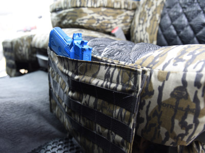 <b>
2009 RAM 2500
</b>
<br>
Insert: Midnight Croc (Sim. Leather)
</br>Trim: Mossy Oak Bottomland (Canvas)
</br> Product: Camo - Gold Series | Covers and Camo