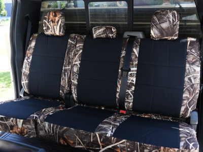 <b>
2022 Ford F-250
</b>
<br>
Insert: Black HD1000 (Canvas)
</br> Trim: Realtree Max-4 C64 (Canvas)
</br>Product: Camo - Gold Series | Covers and Camo