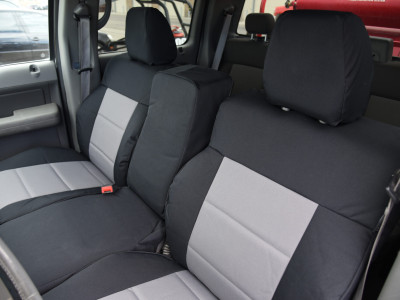 <b>
2006 Ford F-150
</b>
<br>
Insert: Charcoal Dura EZ-Care D26 (Canvas)
</br> Trim: Black Dura EZ-Care D01 (Canvas)
</br>Product: Canvas - Gold Series | Covers and Camo