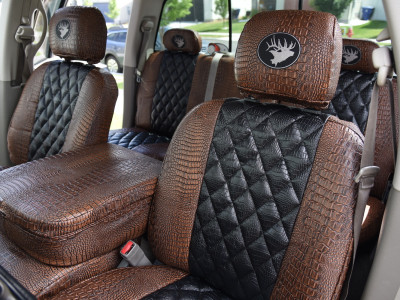 <b>
2009 RAM 2500
</b>
<br>
Insert: Midnight Croc Diamond (Sim. Leather)
</br>Trim: Java Croc E42 (Sim. Leather)
</br> Product: Exotic- Gold Series | Covers and Camo