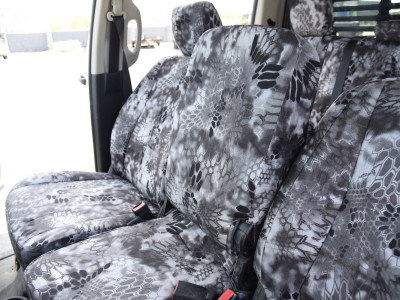 <b>
2017 RAM 3500
</b>
<br>
Insert: Kryptek® Raid™ C72 (Canvas)
</br>Trim:Kryptek® Raid™ C72 (Canvas)
<br> Product: Camo - Gold Series </br> | Covers and Camo