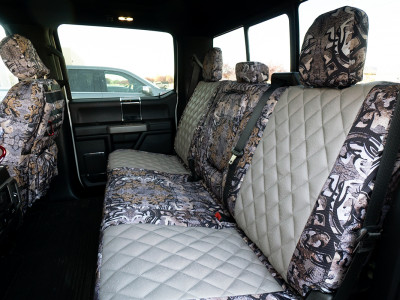 <b>
2021 Ford F250
</b>
<br>
Insert: Sandstone Ostrich E35 (with Diamond Stitching)
</br>Trim: Goldberg Bone N Stone (C74)
<br> Product: Camo - Gold Series </br> | Covers and Camo