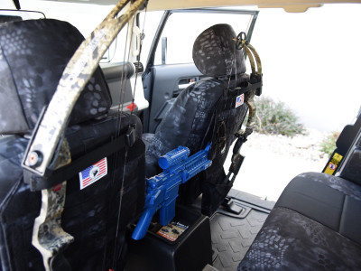 <b>
2008 Toyota FJ Cruiser
</b>
<br>
Insert: Black HD1000 K91 (Canvas)
</br> Trim: Kryptek Typhon C71 (Canvas)
</br> Product: Camo - Gold Series | Covers and Camo