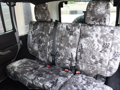 <b>
2015 Jeep Wrangle
</b>
<br>
Insert: Kryptek Raid C72 (Canvas)
</br>Trim: Kryptek Raid C72 (Canvas)
</br>Product: Camo - Gold Series | Covers and Camo