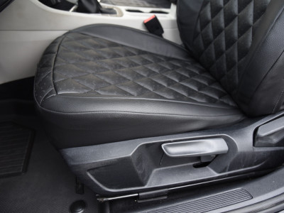 <b>
2019 Volkswagon Jetta
</b>
<br>
Insert: Black Ostrich E01 Diamond (Sim. Leather)
</br>Trim: Black SofTouch S01 (Sim. Leather)
</br>Product: Sim. Leather - Gold Series | Covers and Camo