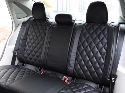 <b>
2019 Volkswagon Jetta
</b>
<br>
Insert: Black Ostrich E01 Diamond (Sim. Leather)
</br>Trim: Black SofTouch S01 (Sim. Leather)
</br>Product: Sim. Leather - Gold Series 2019 VolksWagon Jetta Custom Seat Covers black ostrich diamond stitching