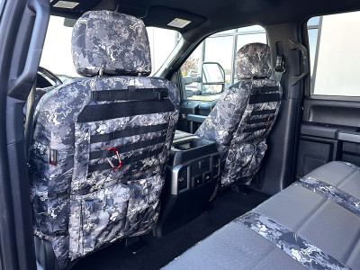 <b>
2018 Ford F-150
</b>
<br>
Insert: Charcoal Ostrich E26 (Sim. Leather)
</br>Trim: TrueTimber Urban C81 (Canvas)
<br>Product: Exotic - Gold Series </br> | Covers and Camo