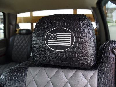 <b>
2006 Chevy Silverado 3500
</b>
<br>
Insert: Charcoal Ostrich E26 Diamond (Sim. Leather)
</br>Trim: Midnight Croc E43 (Sim. Leather)
</br>Product: Exotic - Gold Series | Covers and Camo