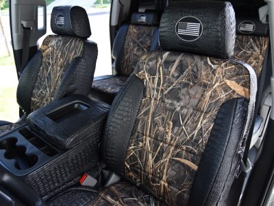 <b>2019 GMC Sierra 3500
</b><br>
Insert: Realtree Max-7 (Canvas)
</br>Trim: Midnight Croc (Sim. Leather)
<br>Product: Camo - Gold Series </br> | Covers and Camo