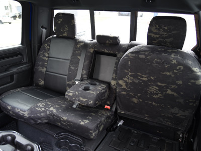 <b>
2023 RAM 2500
</b>
<br>
Insert: Black Perforatred Sof-Touch L01 (Sim. Leather)
</br>Trim: MultiCam Black C80 (Canvas)
</br>Product: Camo - Gold Series | Covers and Camo