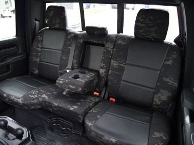 <b>
2023 RAM 2500
</b>
<br>
Insert: Black Perforatred Sof-Touch L01 (Sim. Leather)
</br>Trim: MultiCam Black C80 (Canvas)
</br>Product: Camo - Gold Series | Covers and Camo