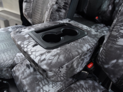 <b>2024 Polaris Ranger 1500
</b>
<br>
Insert: Ebony Croc (Sim. Leather)
</br> Trim: Kryptek Raid (Canvas)
</br> Product: : UTV | Covers and Camo