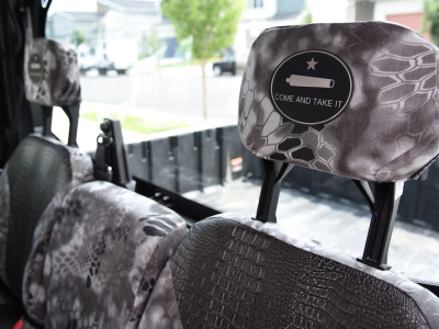 <b>2024 Polaris Ranger 1500
</b>
<br>
Insert: Ebony Croc (Sim. Leather)
</br> Trim: Kryptek Raid (Canvas)
</br> Product: : UTV | Covers and Camo