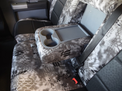 <b>
2016 Ford F-250
</b>
<br>
Insert: Black Ostrich E01 (Sim. Leather)
</br>Trim: Kryptek Raid C72 (Canvas)
</br>Product: Camo - Gold Series | Covers and Camo