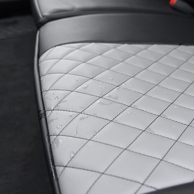 <b>
2022 RAM 1500
</b>
<br>
Insert: Light Gray Faux Leather Diamond Stitch
</br> Trim: Black Faux Leather
</br>Product: Faux Leather - Silver Series | Covers and Camo
